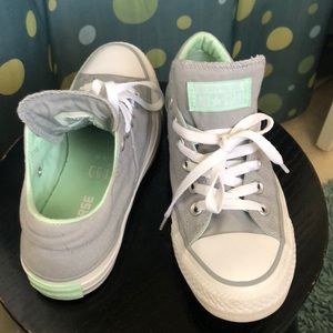 Size 7 Converse All Stars